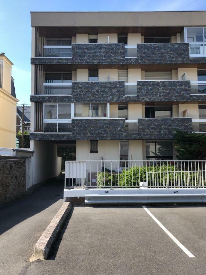 Le Courtoisville Apartment Saint-Malo Exterior photo